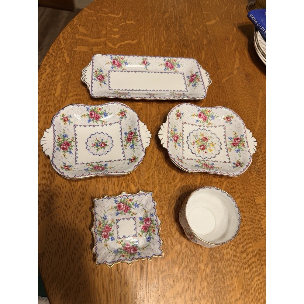 Set Of 5 Royal Albert Petit Point Bone China Serving Pieces Excellent